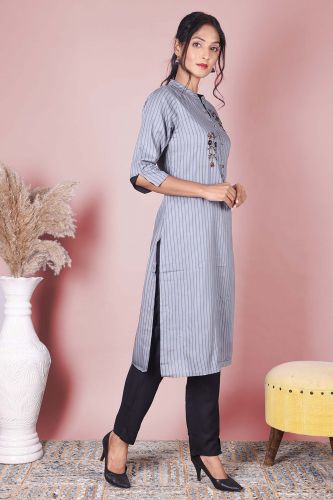 Grey & Black Striped EmbroideGrey Kurta With Black Solid Pant