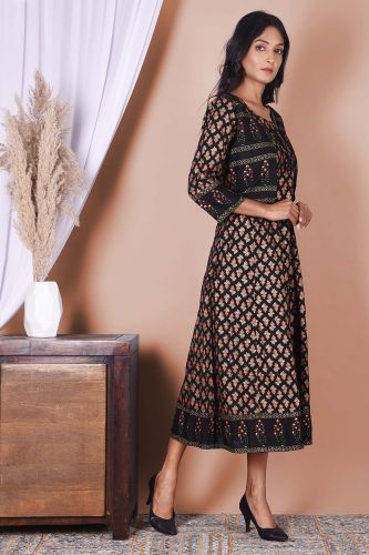 Black & Golden Printed A-Line Kurta With Jacket