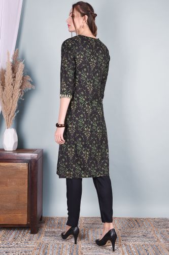 Green & Black Printed Rayon Kurta With Solid Pant 